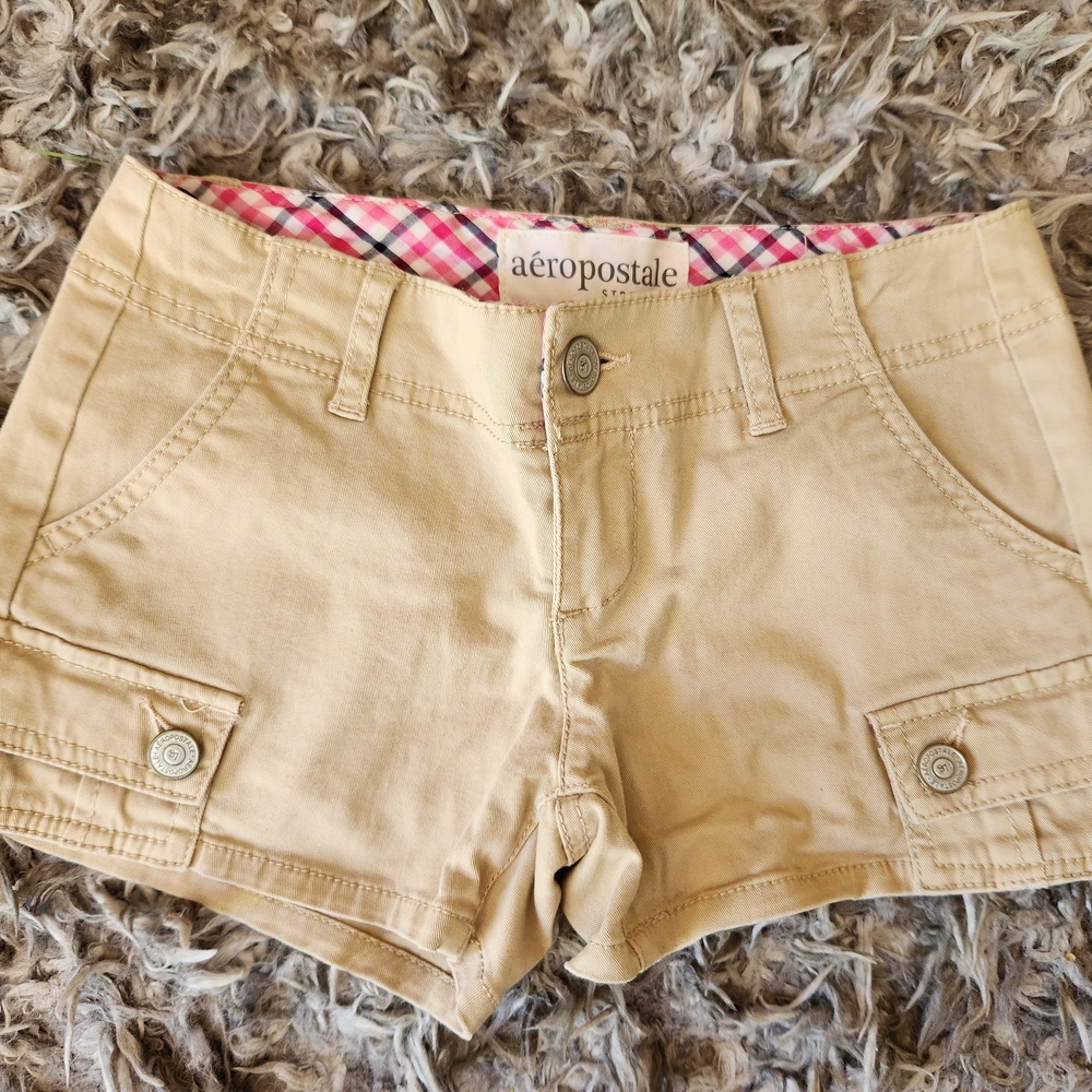 Aeropostale Women's Tan Shorts
